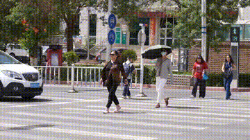 吐鲁番进入“酷暑”初期阶段 部分地区气温已达40℃以上