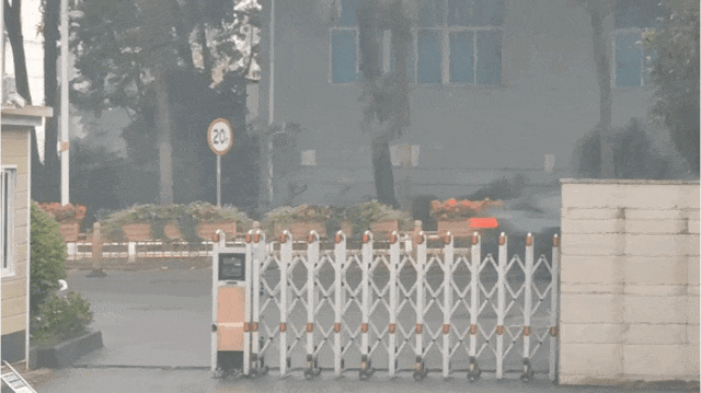 狂风＋暴雨！刚刚，福州一秒天黑！