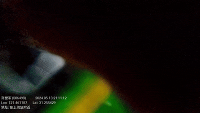 千钧一发!上海站一幼童不慎掉入列车与站台缝隙,乘警紧急施救 千钧一发!上海站一幼童不慎掉入列车与站台缝隙,乘警紧急施救