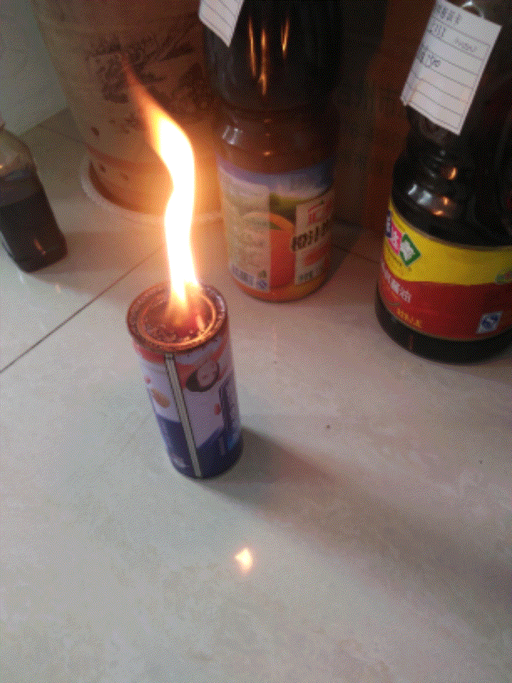 50公斤“生物油”放煤气罐上方，这家餐饮店太吓人！