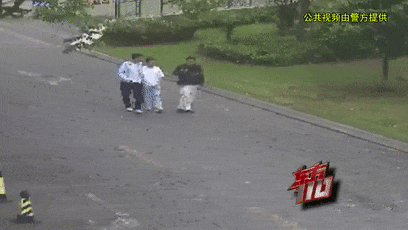 深夜，他被几名男子带走，始作俑者竟是…