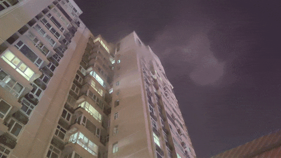 密云一高层住宅起火,烟气充满楼道,这个逃生细节要注意! 密云一高层住宅起火,烟气充满楼道,这个逃生细节要注意!