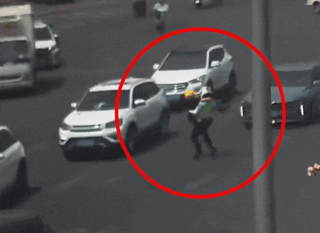 “公主抱”、开路“骑士” 都是他们