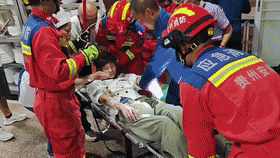 仅一瞬间，21岁的他4根手指被绞断