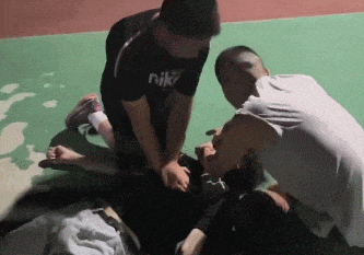 堪称教科书！盛徐荦，冲上热搜