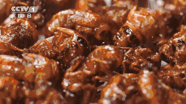 价格大跌！90元一斤！网友吵翻：想吃却不敢...