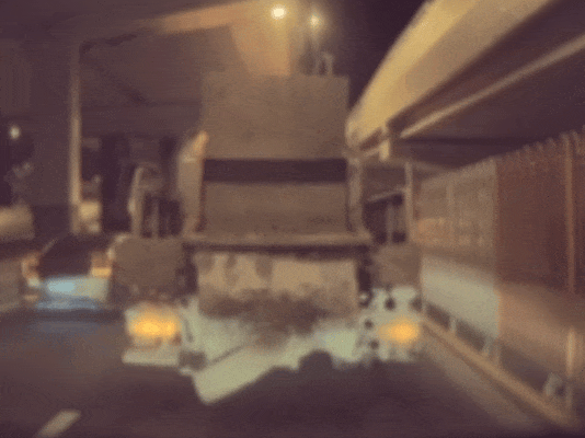 “停10秒后加速撞上前车！”特斯拉车主质疑自动辅助驾驶失灵，官方回复