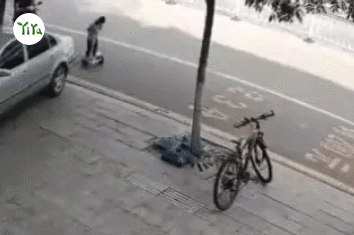 平衡车、电动滑板车大军出动了，它们为啥不能上路？