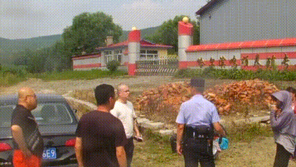 事发哈尔滨！七旬老人进山扫墓走失！警方展开搜救