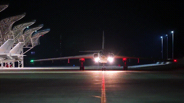 子夜时分，战鹰出击！