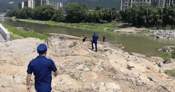 浙江姐弟俩，暑假抢回一条命！