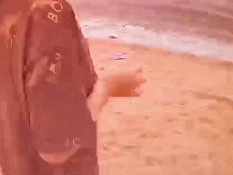 海边游泳被冲出10海里!一场生死时速的海上救援瞬时展开 海边游泳被冲出10海里!一场生死时速的海上救援瞬时展开