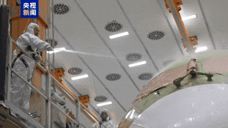 首次!身披国旗的C919有多好看→ 首次!身披国旗的C919有多好看→