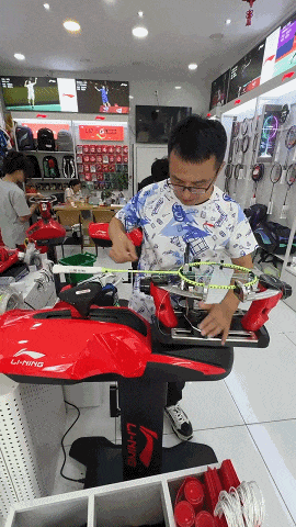 订单接到“手软”，月入三四万元！这个职业火了→