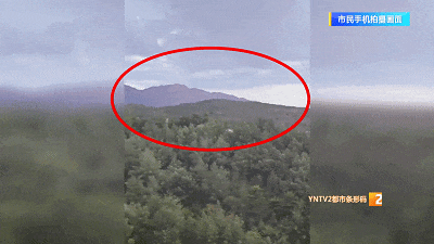 天空中惊现奇异发光体！网友：传说中的UFO？