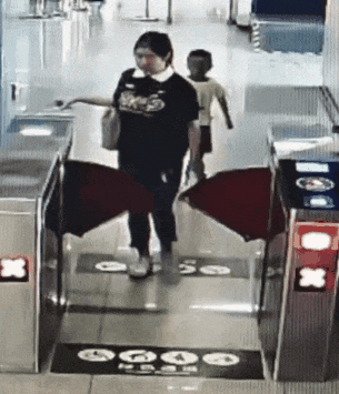 我要坐车找妈妈！海宁7岁小男孩“勇闯”城铁站……