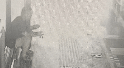 我要坐车找妈妈！海宁7岁小男孩“勇闯”城铁站……