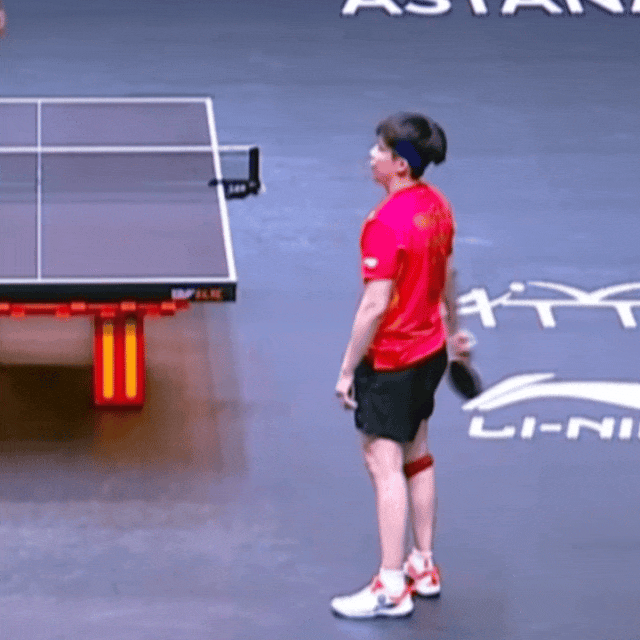 爆冷!王楚钦不敌14岁伊朗小将 爆冷!王楚钦不敌14岁伊朗小将