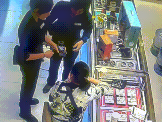 柳州一女子买3万元黄金，不挑款式不问价！店员报警了……