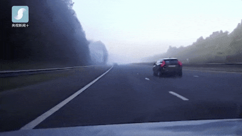 秋冬季节“团雾”多发 高速公路安全行车技巧速来查收！