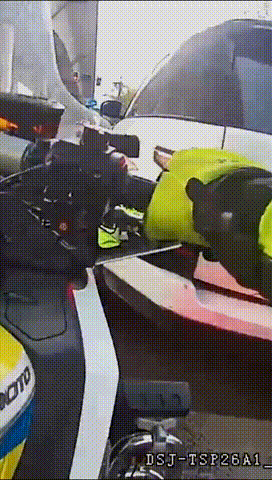 合肥街头紧急救援！母子平安