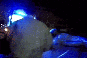 凌晨,列车紧急临停15分钟! 凌晨,列车紧急临停15分钟!