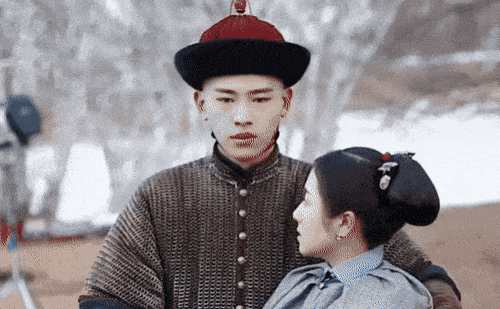 爆火!明星夫妇一个动作,网友急得跳脚!医生紧急提醒 爆火!明星夫妇一个动作,网友急得跳脚!医生紧急提醒