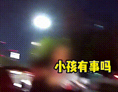 焦急！儿童呕吐导致呼吸不畅，脸色苍白，情况十分危急