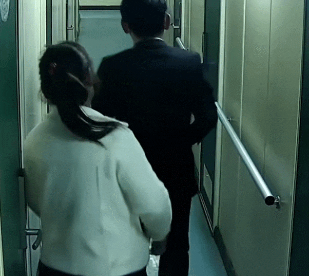 死刑！男子为骗1200万保险金将妻子推落大海