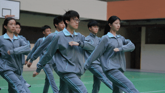 看照片手缝的!澳门第一面五星红旗在这里 看照片手缝的!澳门第一面五星红旗在这里