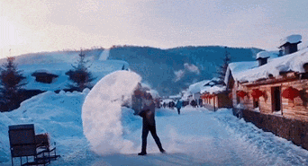 危险️!女子跟风打卡致二级烫伤 危险️!女子跟风打卡致二级烫伤