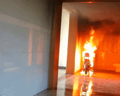 18秒飙到900℃！再次提醒：不要入户