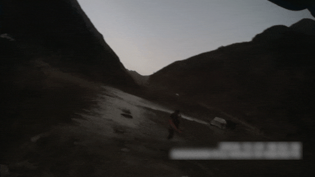 1条绳,1群人,救了2条命! 1条绳,1群人,救了2条命!