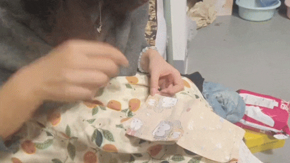 “老师,感动的不行了吧,我们爱你哦” “老师,感动的不行了吧,我们爱你哦”