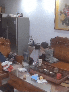 保温杯爆炸冲上热搜!这个广东男孩只是摇晃了几下 保温杯爆炸冲上热搜!这个广东男孩只是摇晃了几下