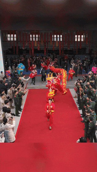 大王、小王，结婚啦！