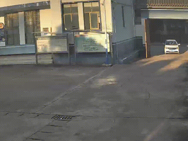 我是"警察"!按我说的做……结果真警察来了,成功止付! 我是"警察"!按我说的做……结果真警察来了,成功止付!