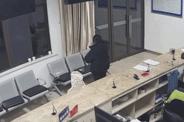 李小龙,你真的好暖! 李小龙,你真的好暖!