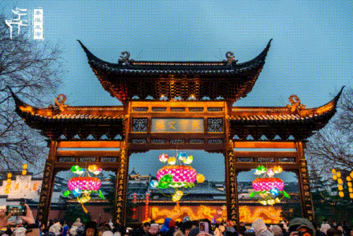 今年的秦淮灯会，得这么逛才行呀！