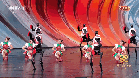 机器人都开始扭秧歌了，钢铁侠还会远吗？