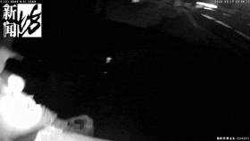 上海一男子深夜大喊,“我不能动了!”费了警方两套方案... 上海一男子深夜大喊,“我不能动了!”费了警方两套方案...