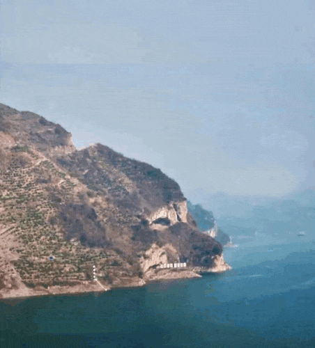 湖北“小狗山”爆火刷屏！真不是P的