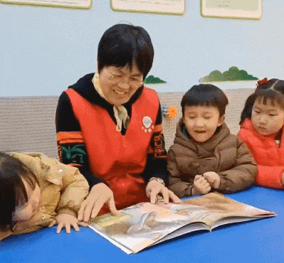 这群“共享奶奶”，火了！网友慕了：建议全国推广