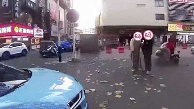 如此“博眼球”?“喜提”9分! 如此“博眼球”?“喜提”9分!