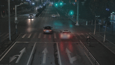 转弯不让行 直行很“受伤” 转弯不让行 直行很“受伤”