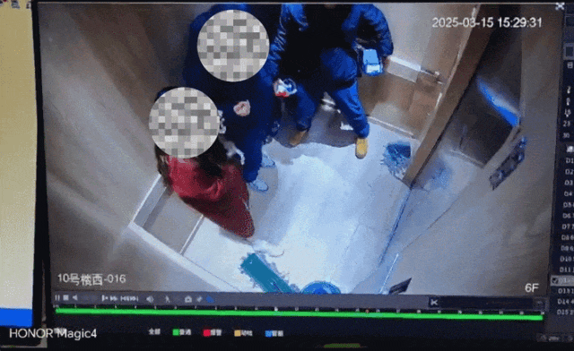 4人组团看婚房遭遇电梯“惊魂”，准新娘操作“神”了！