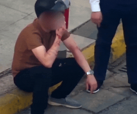 一群人，一条心！危难时刻，他们出手了……