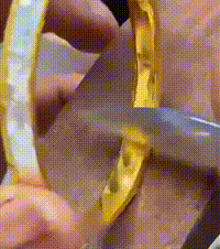 “金包银” 首饰变黑引纠纷！避坑指南来了