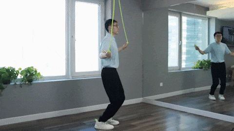 “边甩绳子边蹦跶”，到底好在哪儿？坚持一个月后神奇的事情发生了