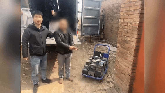 跨三地追踪140里!北京警方抓获“换装遁形大盗”! 跨三地追踪140里!北京警方抓获“换装遁形大盗”!